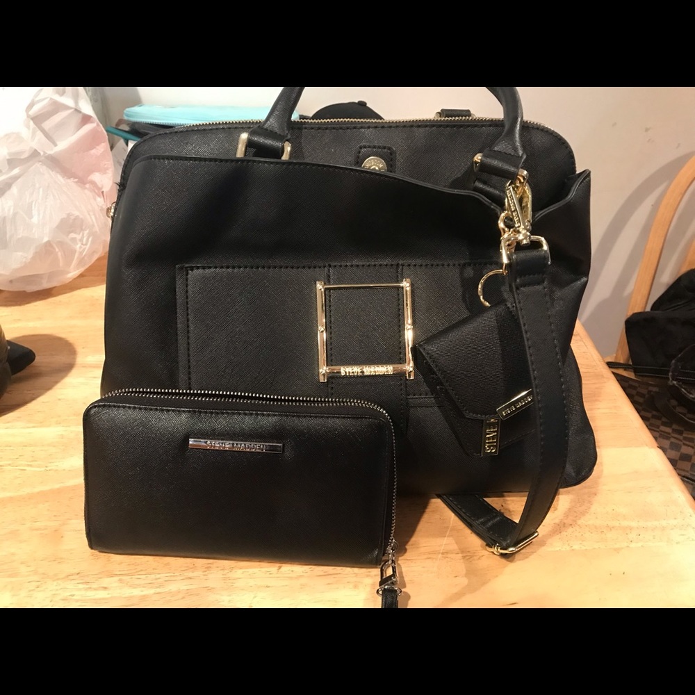 Steve Madden Bag matching wallet